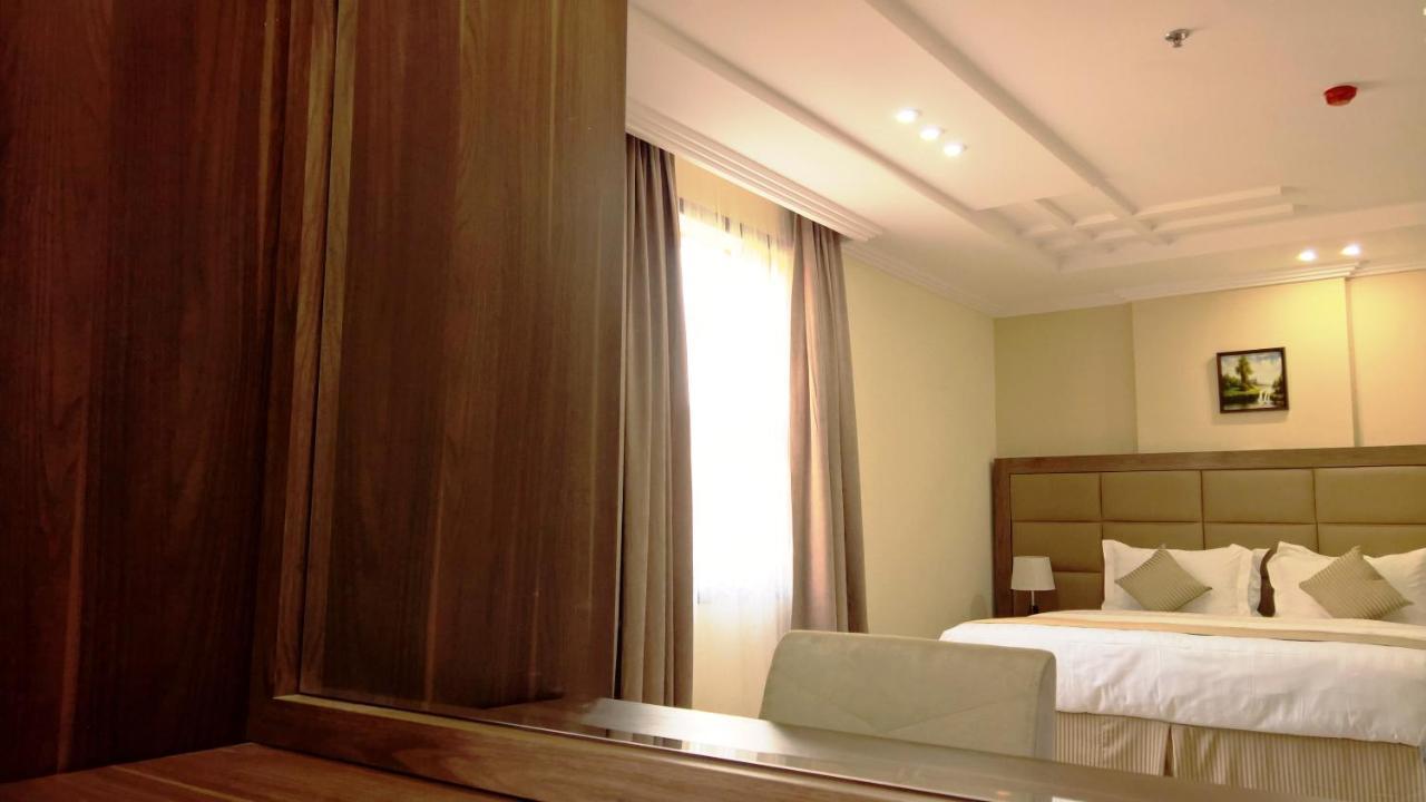 Gold Palace Serviced Apartments Jeddah Ngoại thất bức ảnh